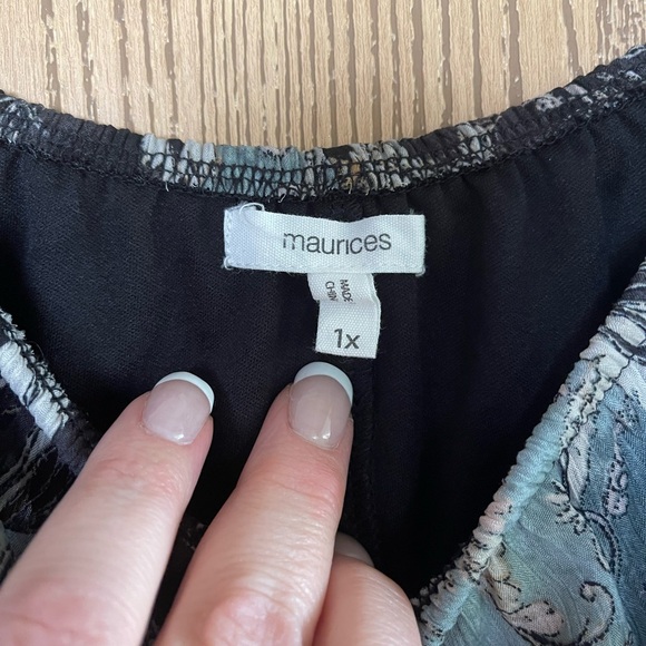 Maurice’s 1X Blouse In Green Navy and Yellow - Picture 5 of 7